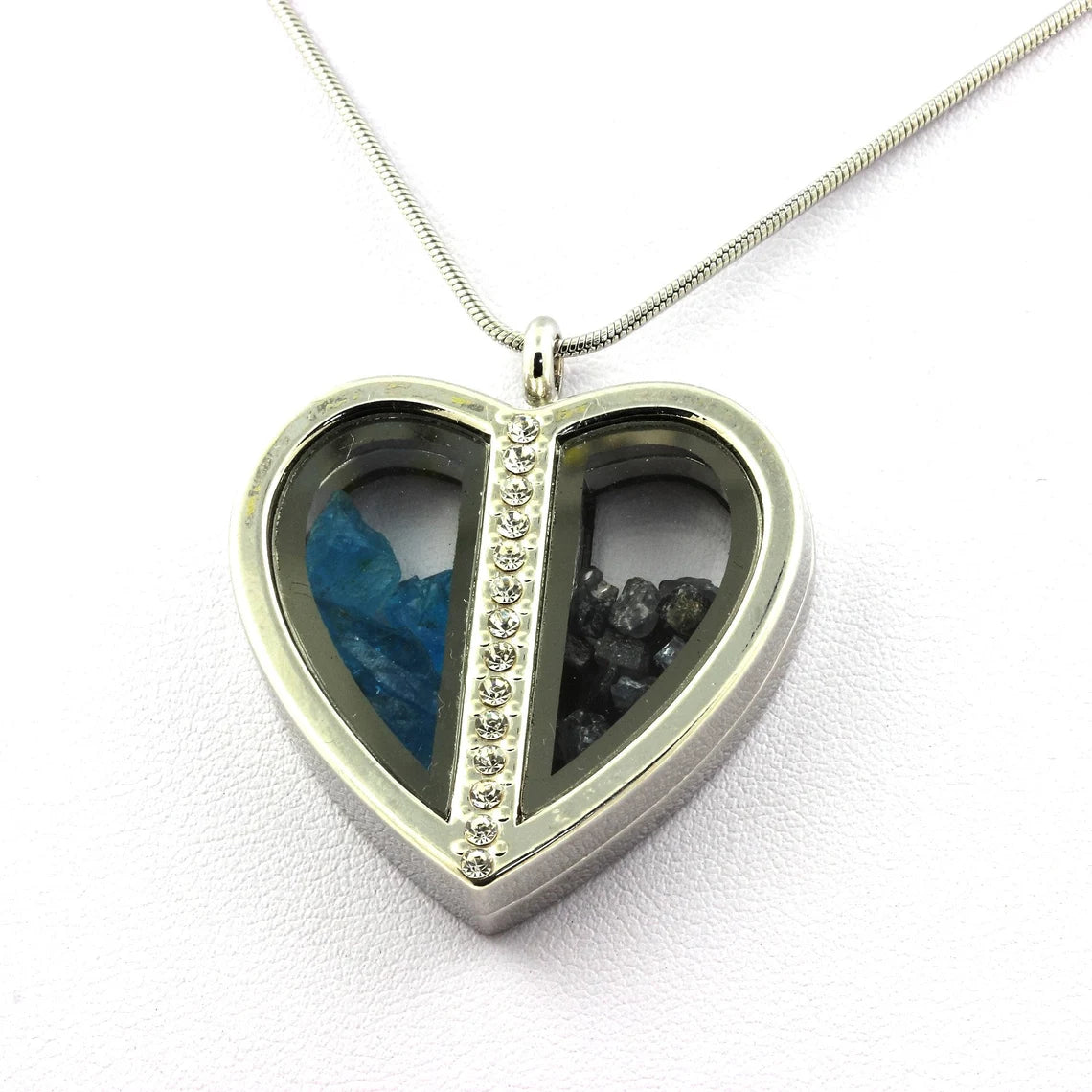 Collier Apatite bleu neon + Saphir brut modèle coeur