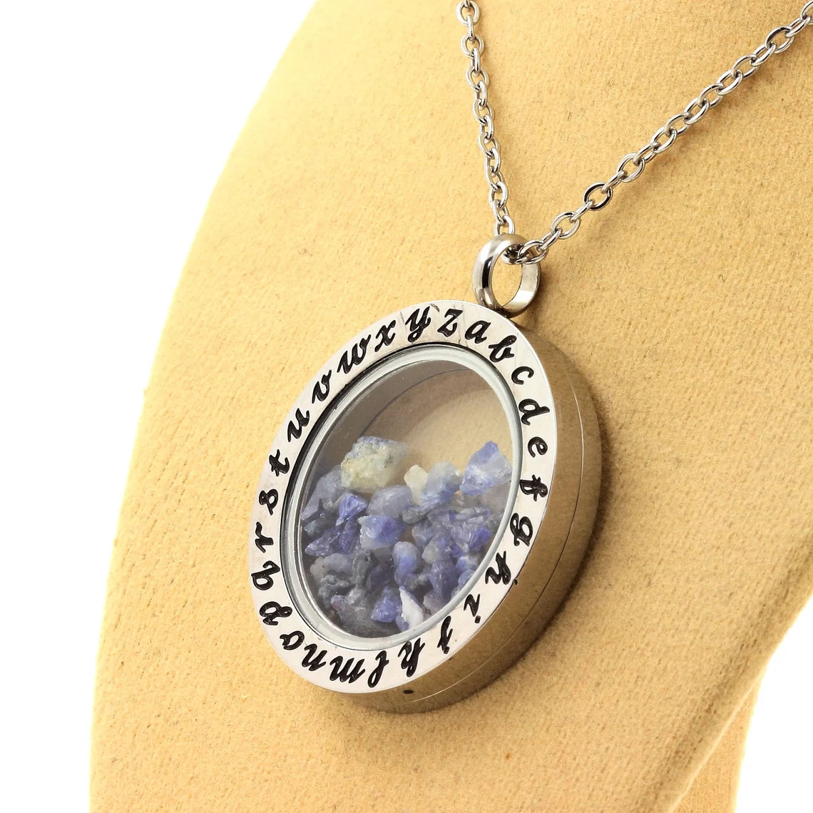 Collier Benitoite brut modèle Alphabet