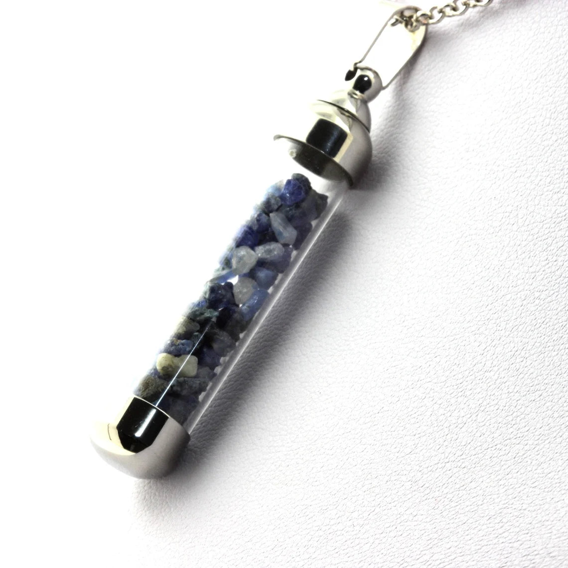 Collier Benitoite brut modèle tube 50 mm