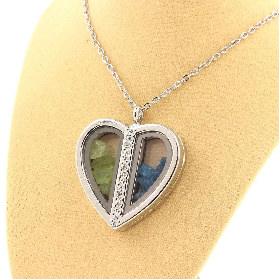Collier Apatite bleu neon + Peridot modèle coeur