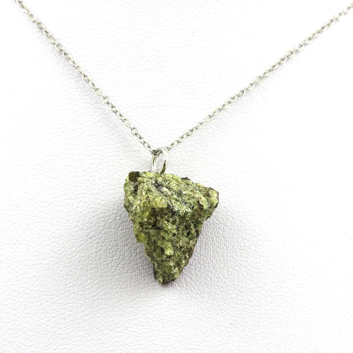 Collier Péridotite brut