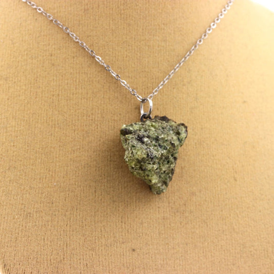 Collier Péridotite brut