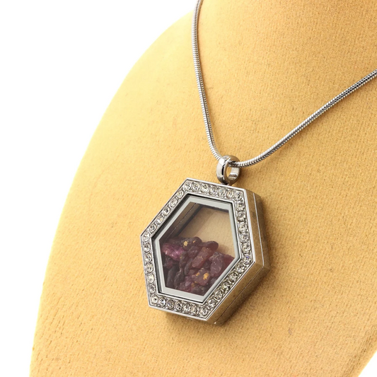 Collier Rubis naturels modèle Hexagone