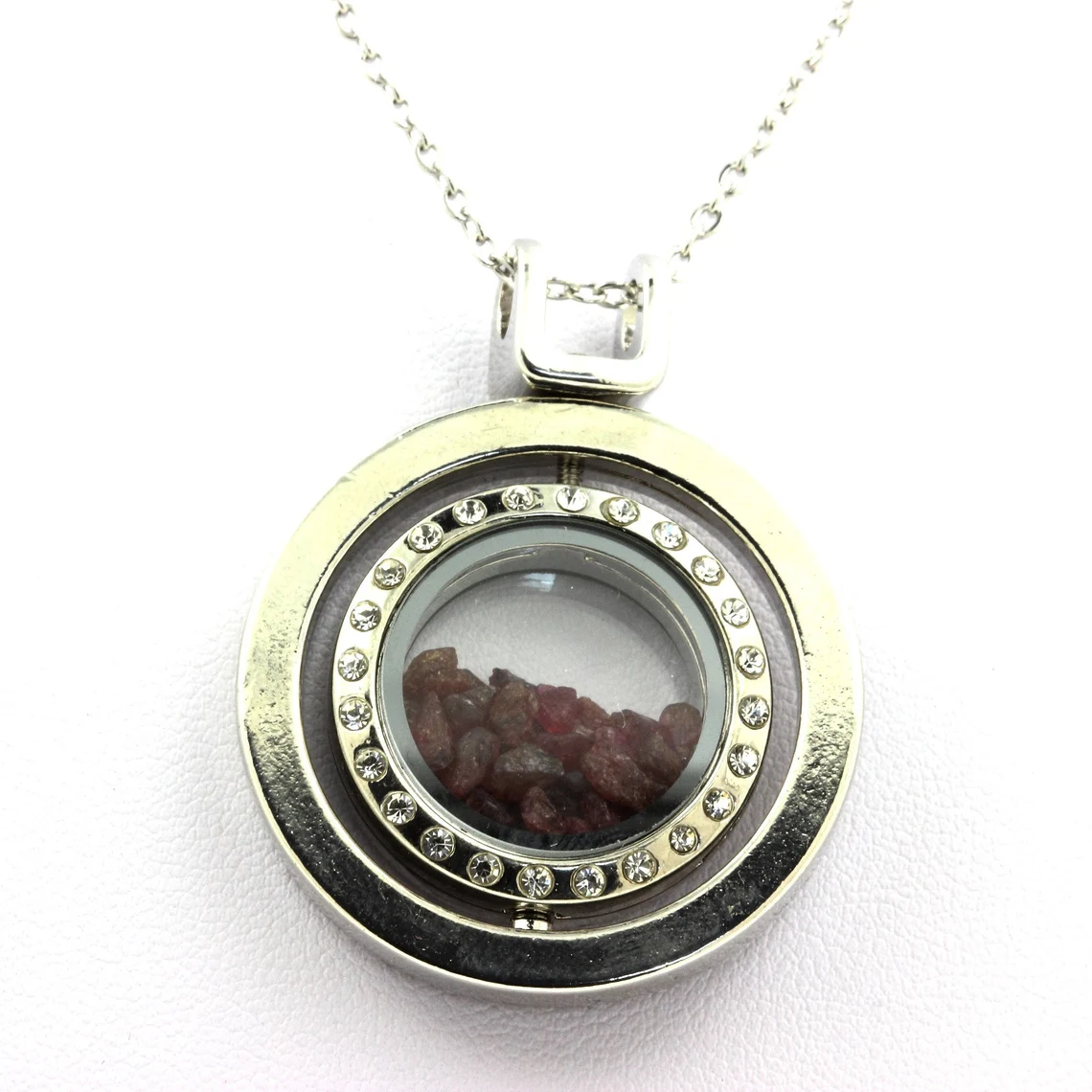Collier Rubis naturels modèle Sablier Sphérique