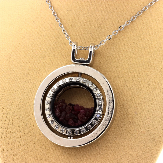 Collier Rubis naturels modèle Sablier Sphérique