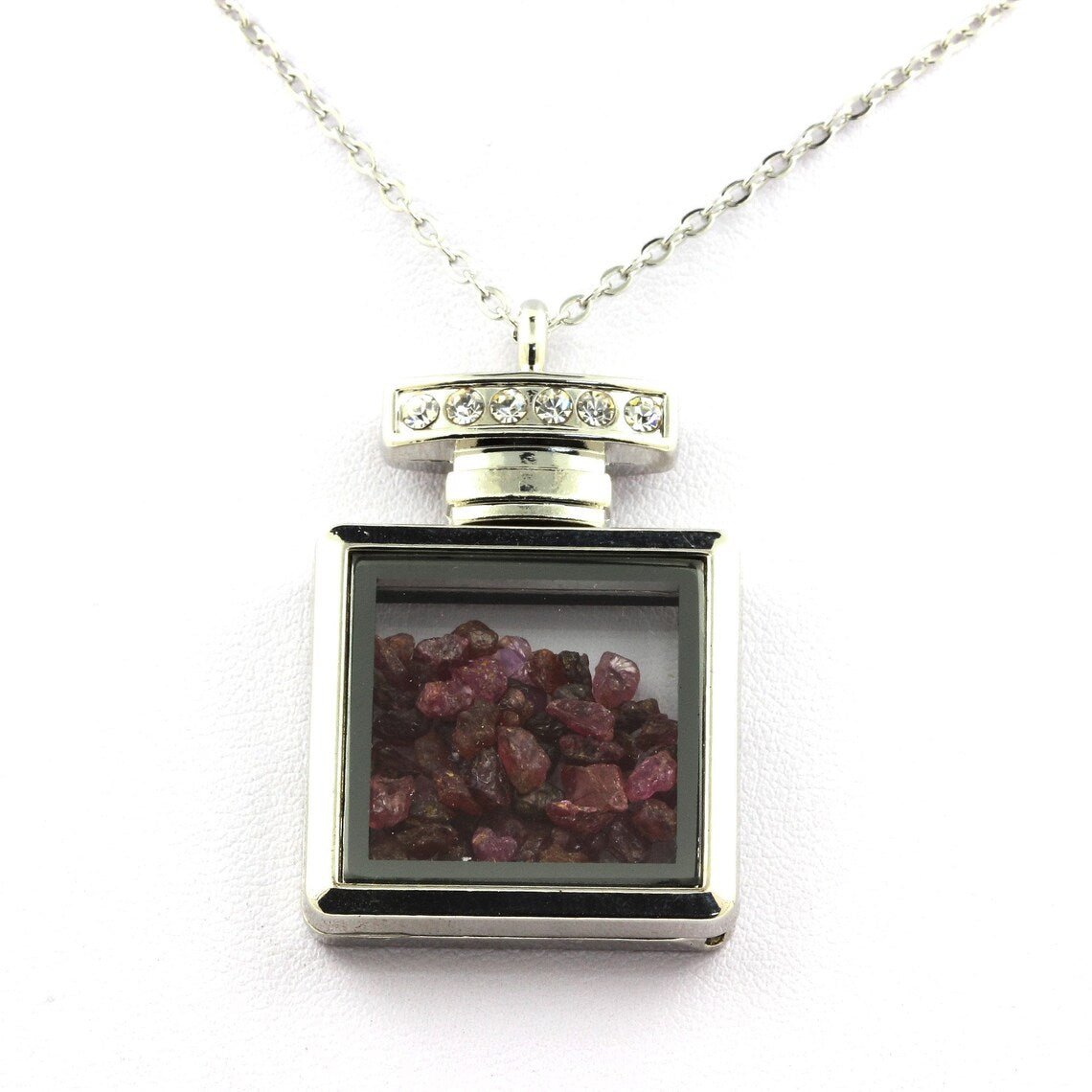 Collier Rubis naturels modèle flacon