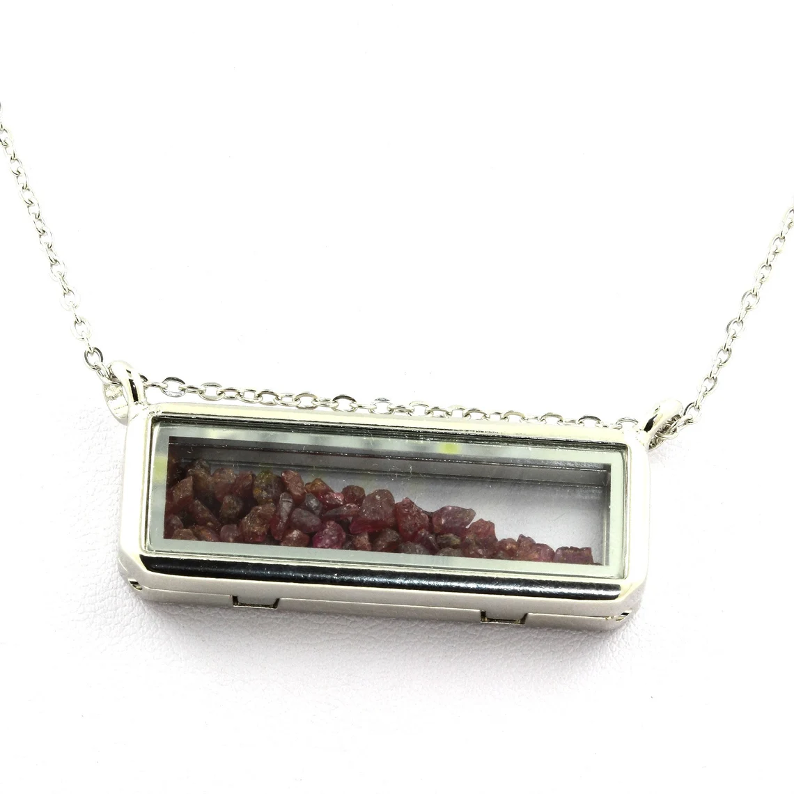Collier Rubis naturels modèle rectangle