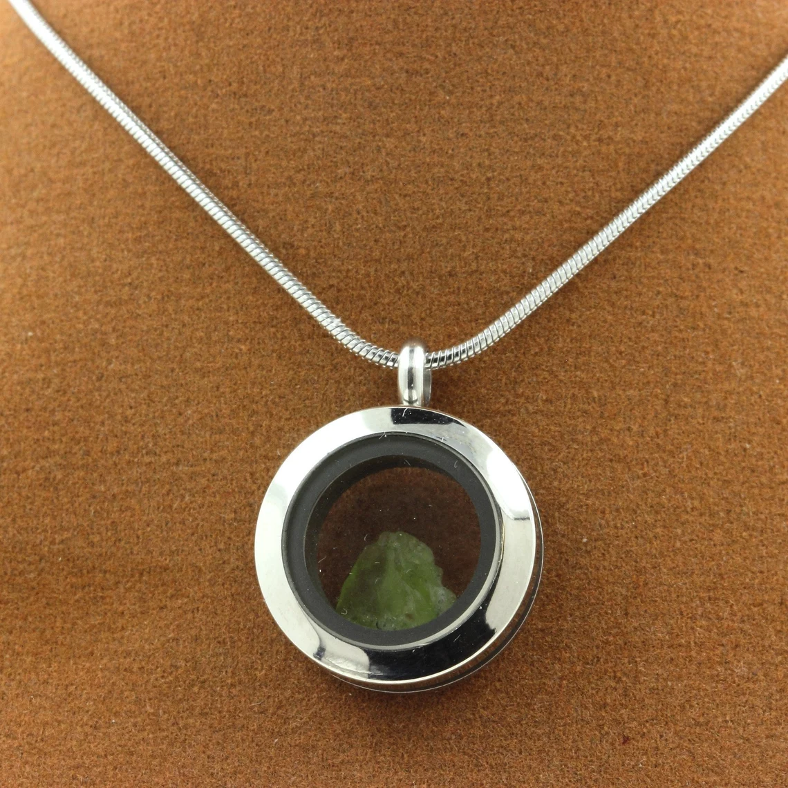 Collier Péridot modèle Médaillon