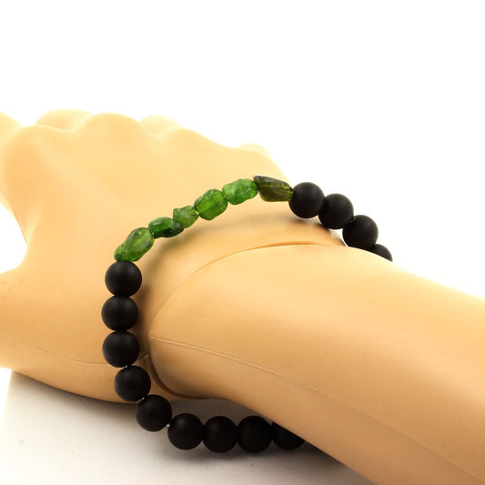 Diopside du Brésil + Perles Onyx noir mat. Bracelet en Perles naturelles