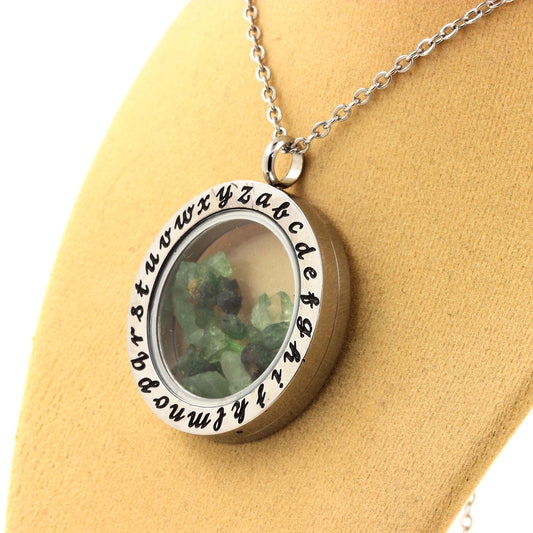 Collier Grenat Tsavorite naturels modèle Alphabet