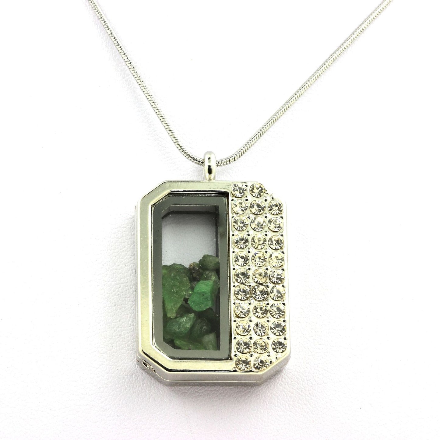 Collier Grenat Tsavorite naturels modèle demi-rectangle