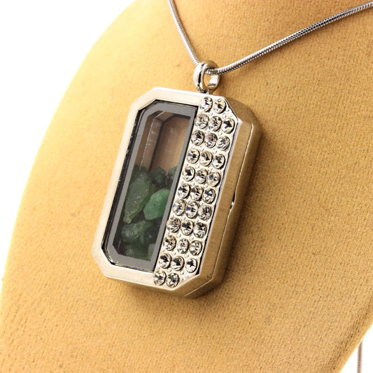 Collier Grenat Tsavorite naturels modèle demi-rectangle