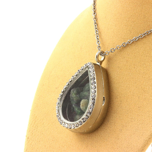 Collier Grenat Tsavorite naturels modèle goutte