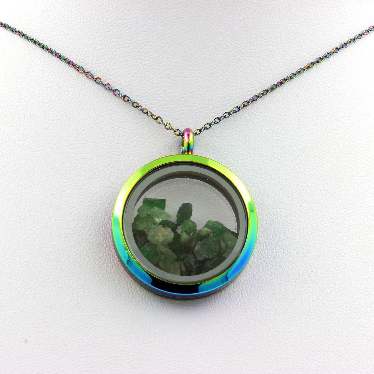 Collier Grenat Tsavorite naturels modèle multicolore