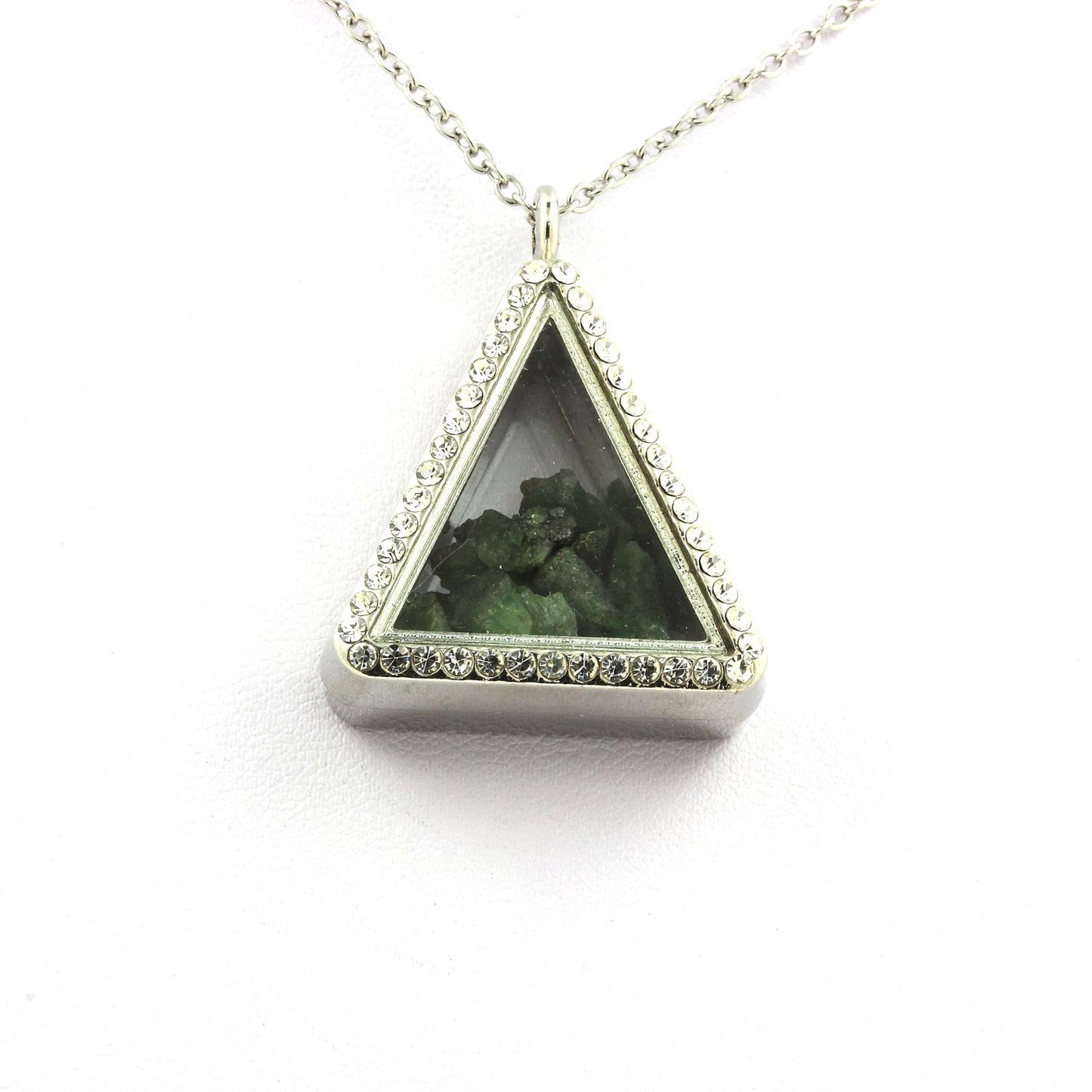 Collier Grenat Tsavorite naturels modèle triangle