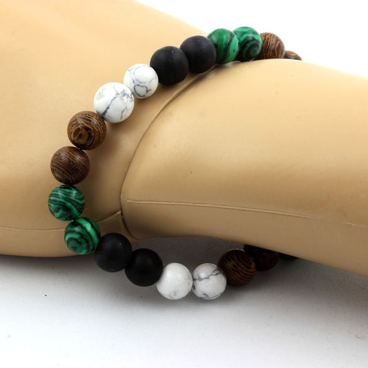 Howlite + Malachite (avec résine) + Onyx noir mat + bois Bracelet Perles
