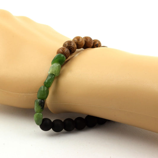 Jade Néphrite de Sibérie (Russie) + Perles Onyx noir mat + bois. Bracelet Perles