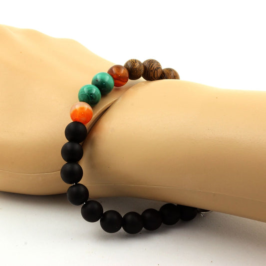 Malachite du Congo + Agate rubanée + Onyx noir mat + bois. Bracelet Perles