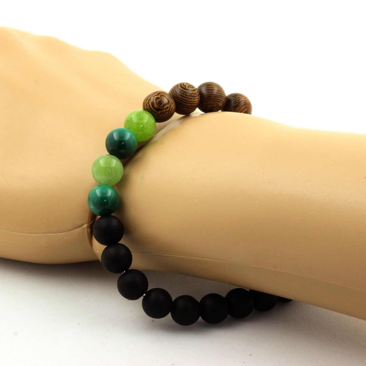 Malachite du Congo + Péridot + Onyx noir mat + bois. Bracelet Perles