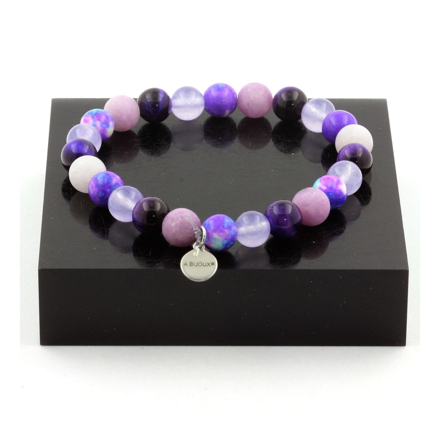 Oeil de Tigre violet + Jaspe violet bleu + Calcédoine lavande + Mica violet mat. Bracelet en Perles naturelles