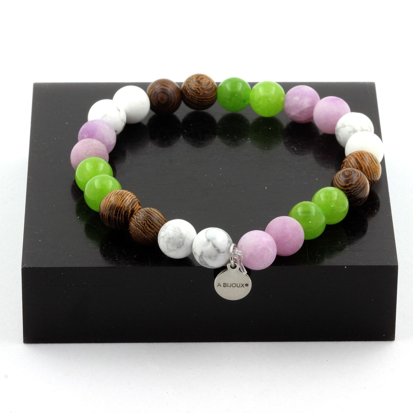 Péridot + Mica violet mat + Howlite + Bois. Bracelet Perles naturelles
