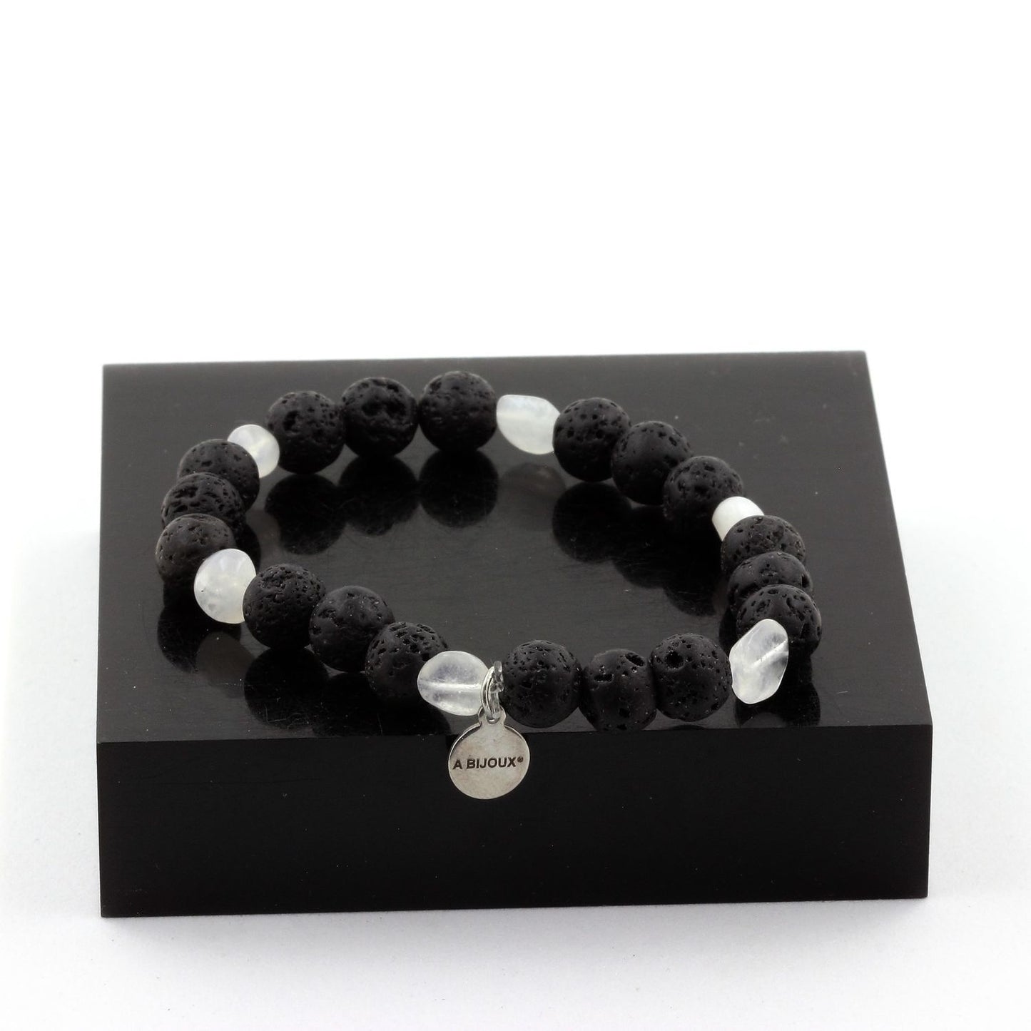 Pierre de lune d'Inde + Perles Lave. Bracelet Perles naturelles