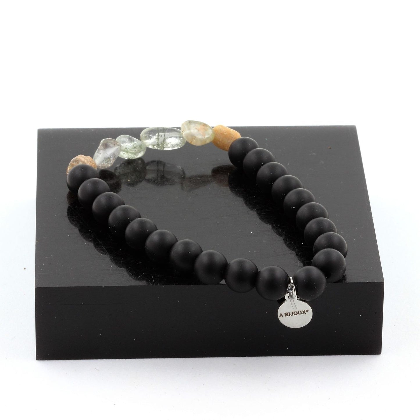 Quartz fantôme vert du Brésil + Perles Onyx noir mat. Bracelet Perles