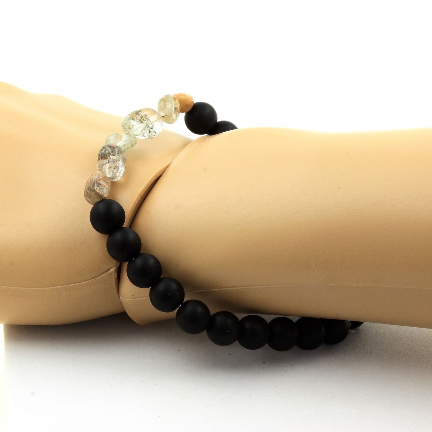 Quartz fantôme vert du Brésil + Perles Onyx noir mat. Bracelet Perles