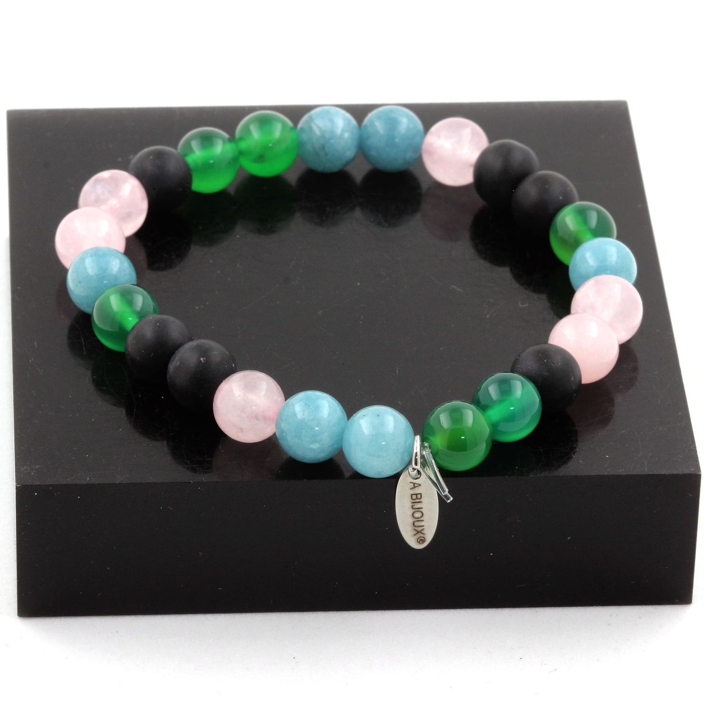 Quartz rose + Onyx noir mat + Aigue-Marine + Agate verte Bracelet Perles