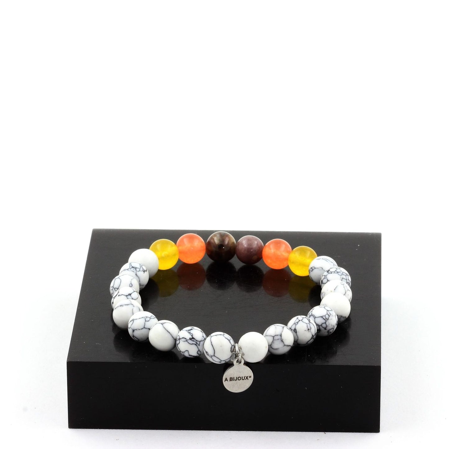 Rubis de Mogok, Birmanie, Myanmar + Calcédoine orange + Agate jaune + Howlite. Bracelet Perles naturelles