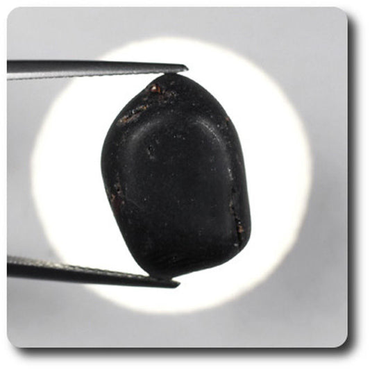 Grenat Almandin. 29.62 carats. Afrique
