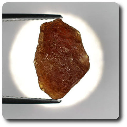 Grenat Hessonite. 9.3 carats. Afrique