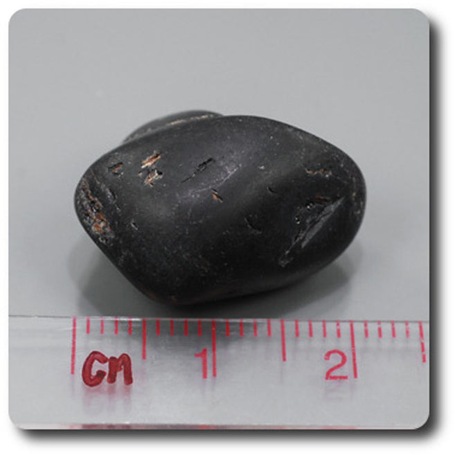 Grenat Almandin. 37.53 carats. Afrique