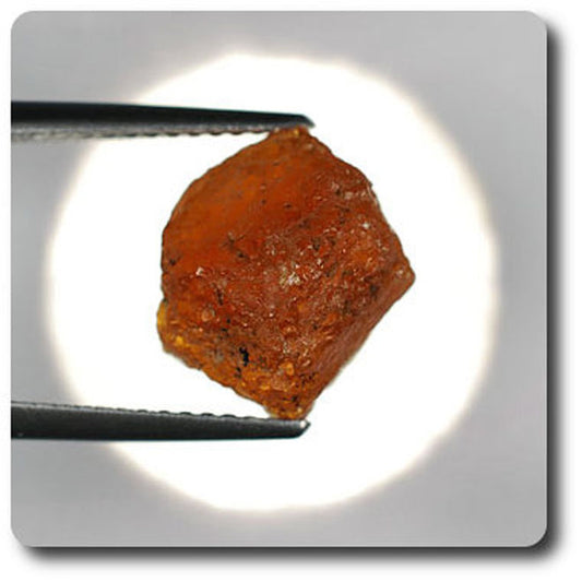 Grenat Hessonite. 7.8 carats. Afrique