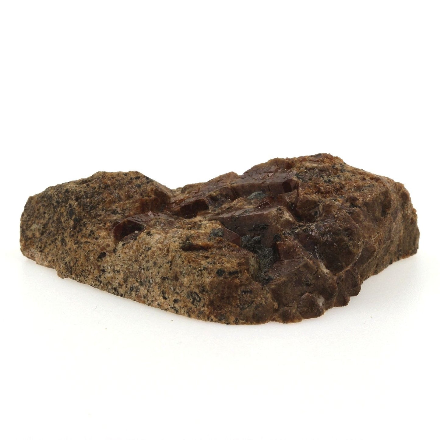 Grenat Catalan Grossulaire-Andradite. 266.8 carats. Pyrénées-Orientales, France