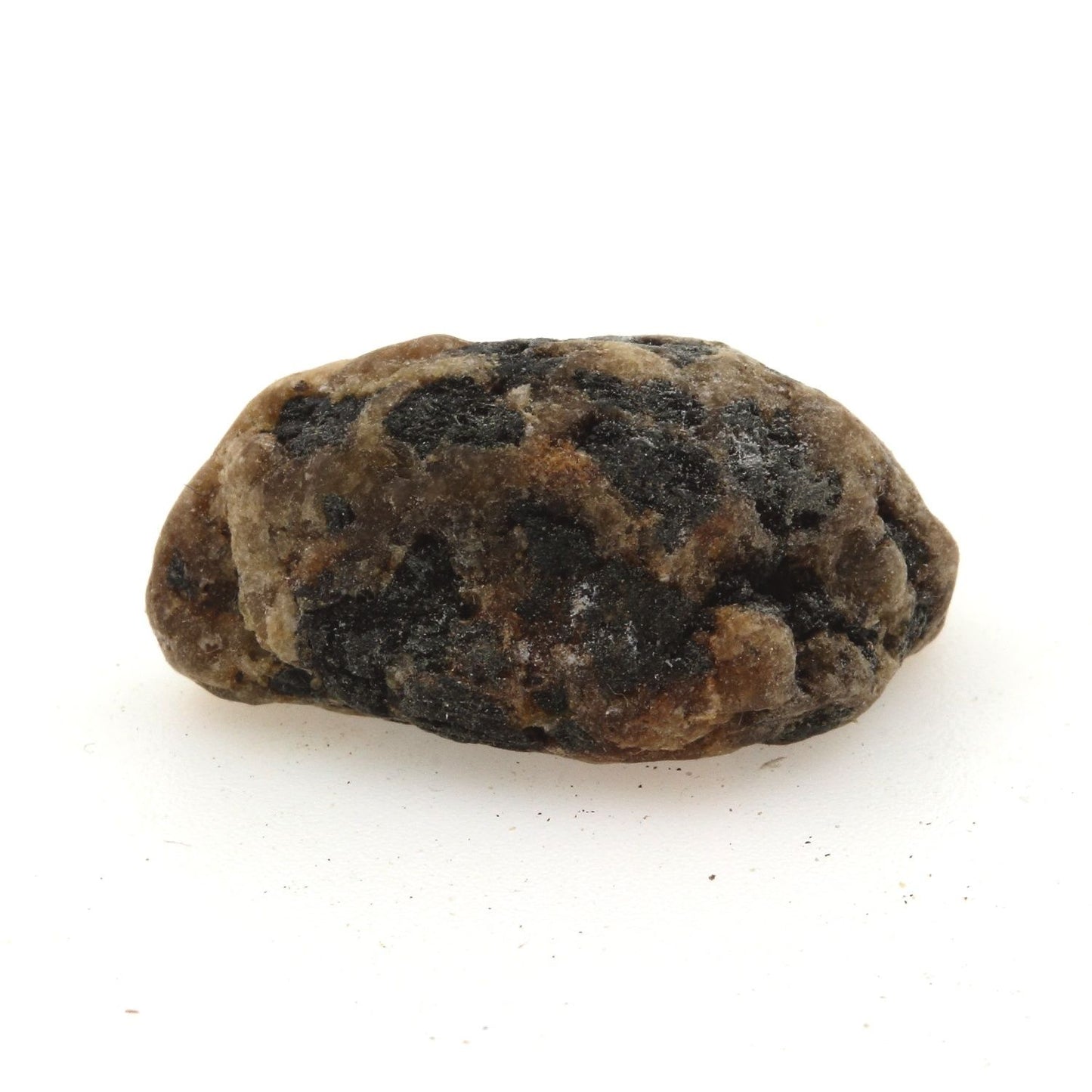 Jordisite. 21.6 carats. Grenville, Québec, Canada