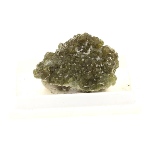 Grenat démantoïde. 55.5 carats. Antetezambato, province de Antsiranana, Madagascar