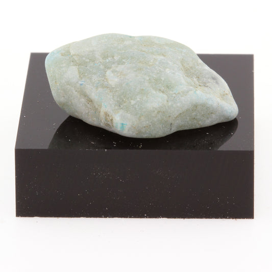 Gymnite. 21.0 carats, Estrie, Québec, Canada