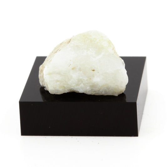 Marbre. 38.1 carats. Lanark, Ontario, Canada