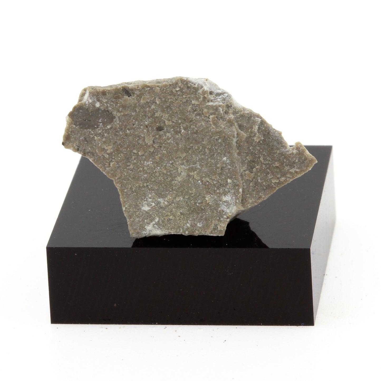 Hälleflinta 33.4 carats. En provenance de Marmora, Ontario, Canada