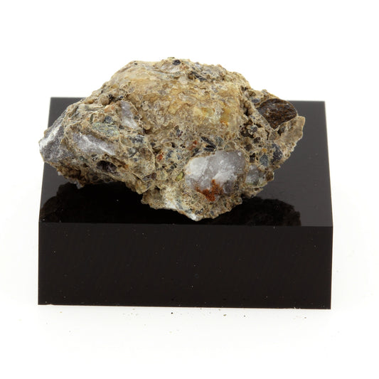 Pegmatite, 24.8 carats, Gatineau, Québec, Canada
