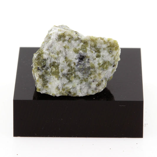 Kirschsteinite. 27.8 carats. Kilmar, Québec, Canada