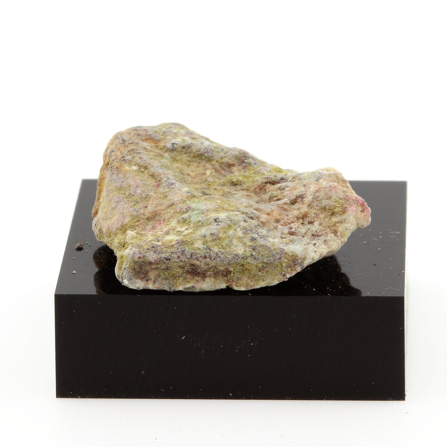 Grenat Grossularite. 25.3 carats. Willsboro, New York, USA