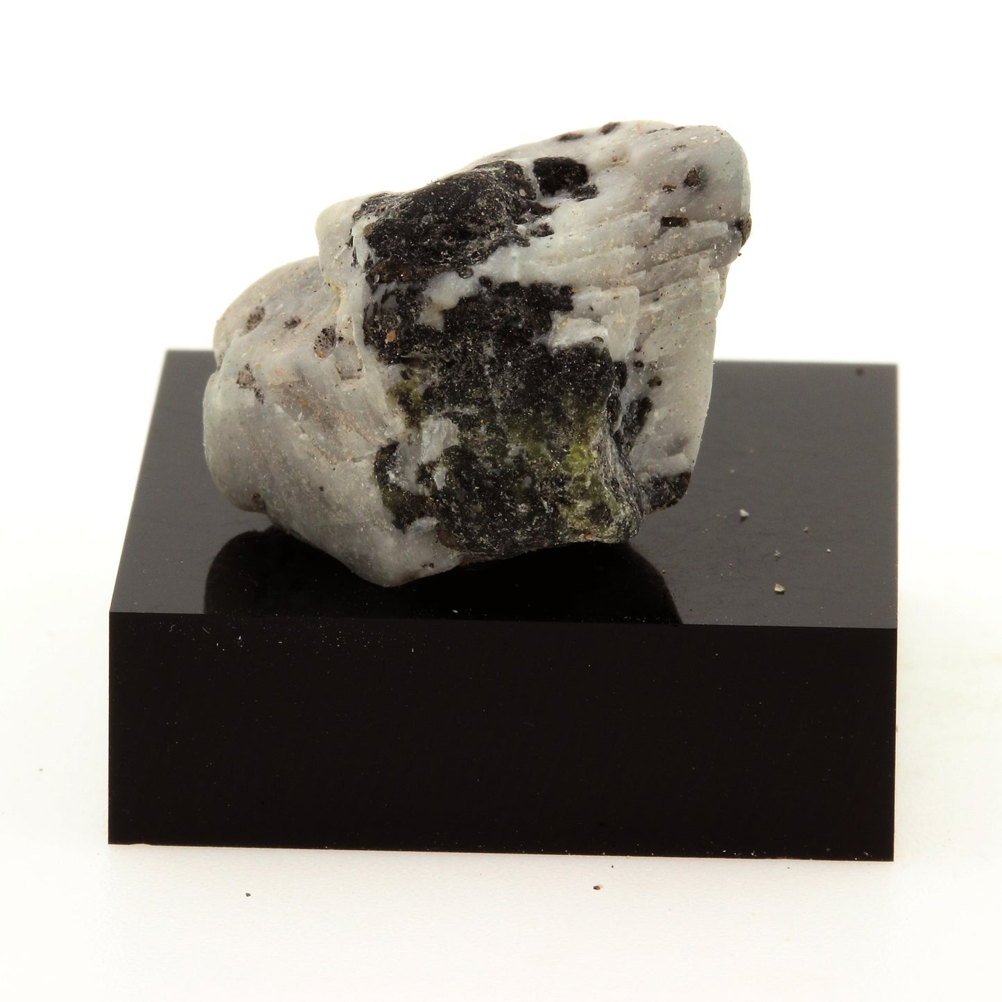Ludwigite, 34.9 carats, Allemagne