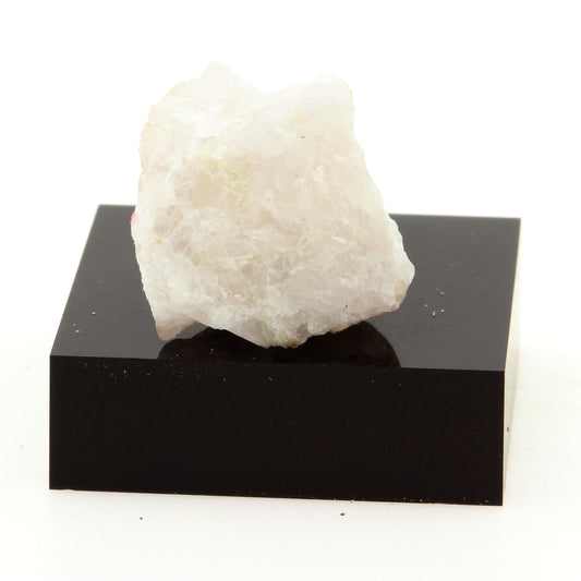 Hydromagnesite. 33.9 carats. Kilmar, Québec, Canada