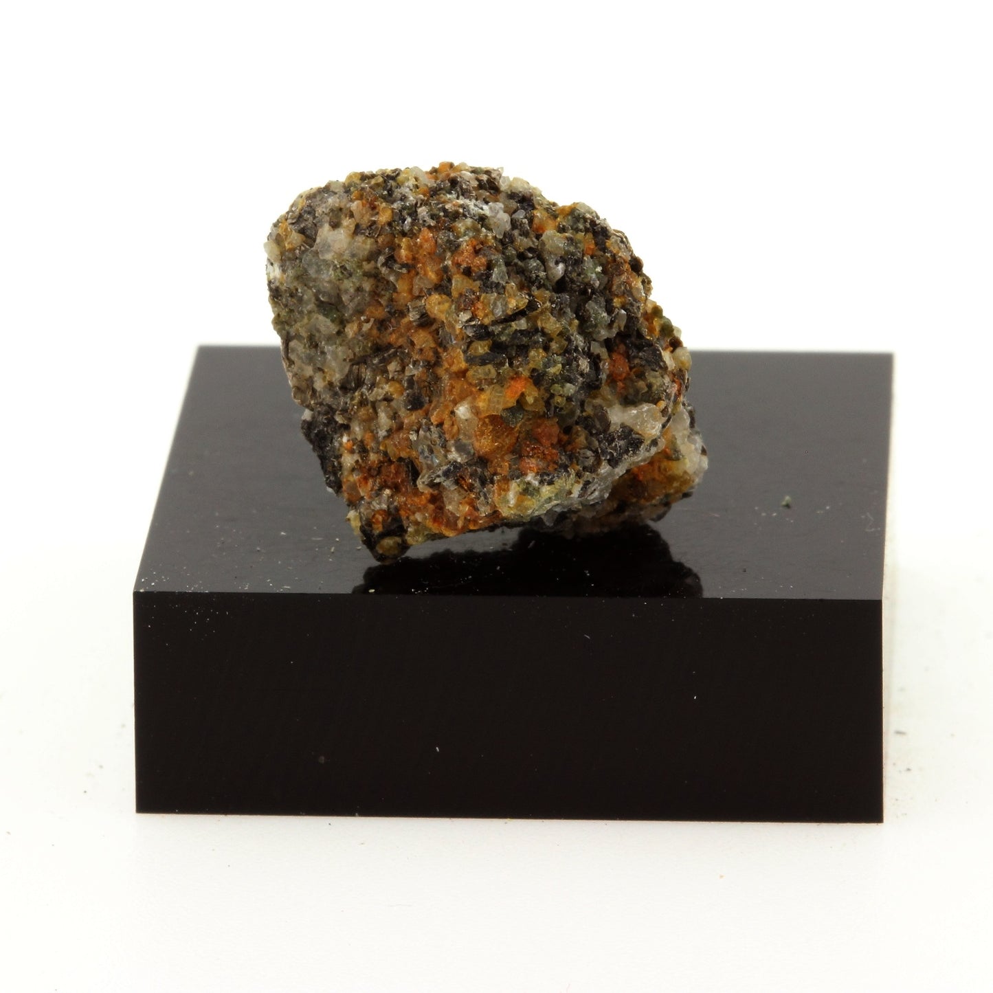 Hendricksite. 19.3 carats. Gouverneur, New York, USA