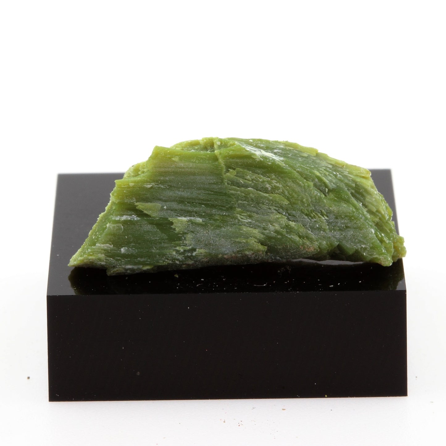 Pelhamine, 13.6 carats, Lowell, Vermont, USA