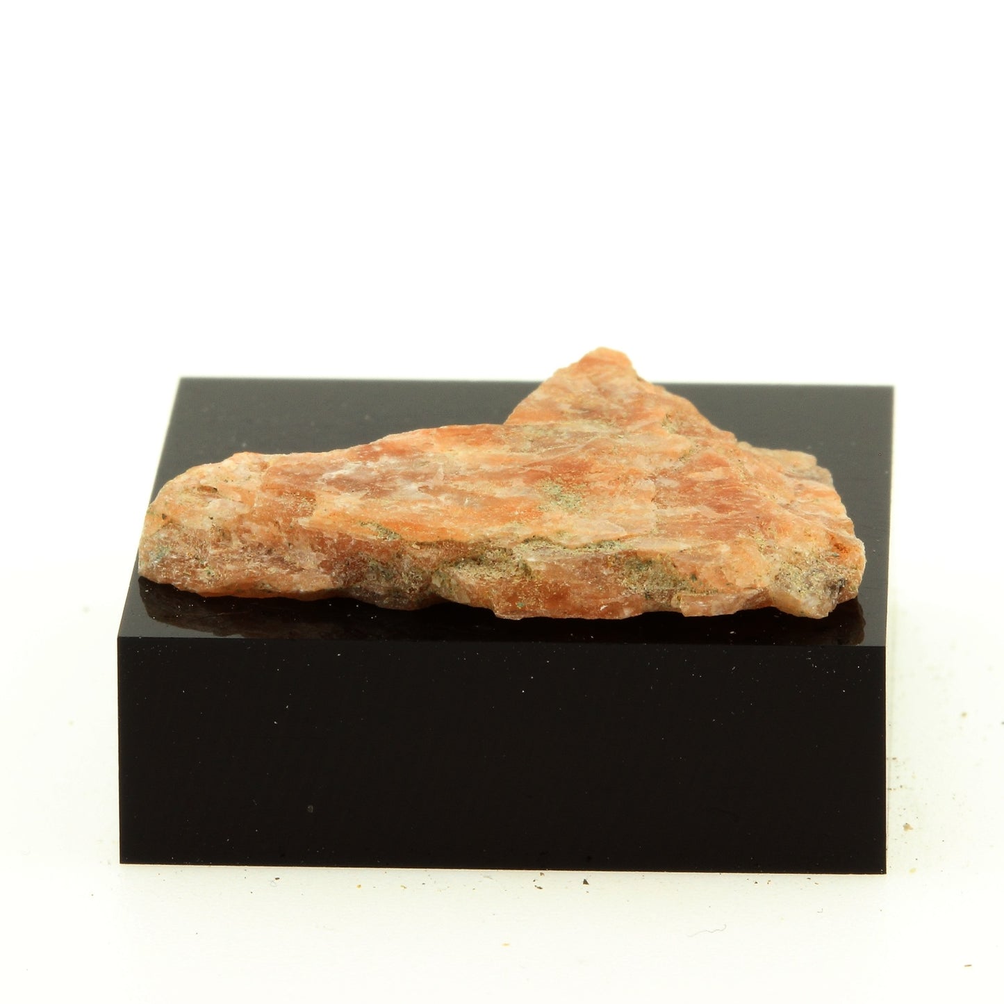 Perthite, 14.7 carats, Perth, Ontario, Canada