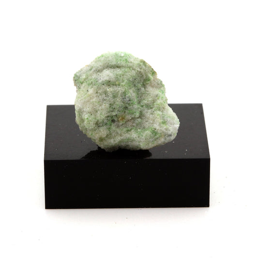 Hellyerite. 18.0 carats. Estrie, Québec, Canada