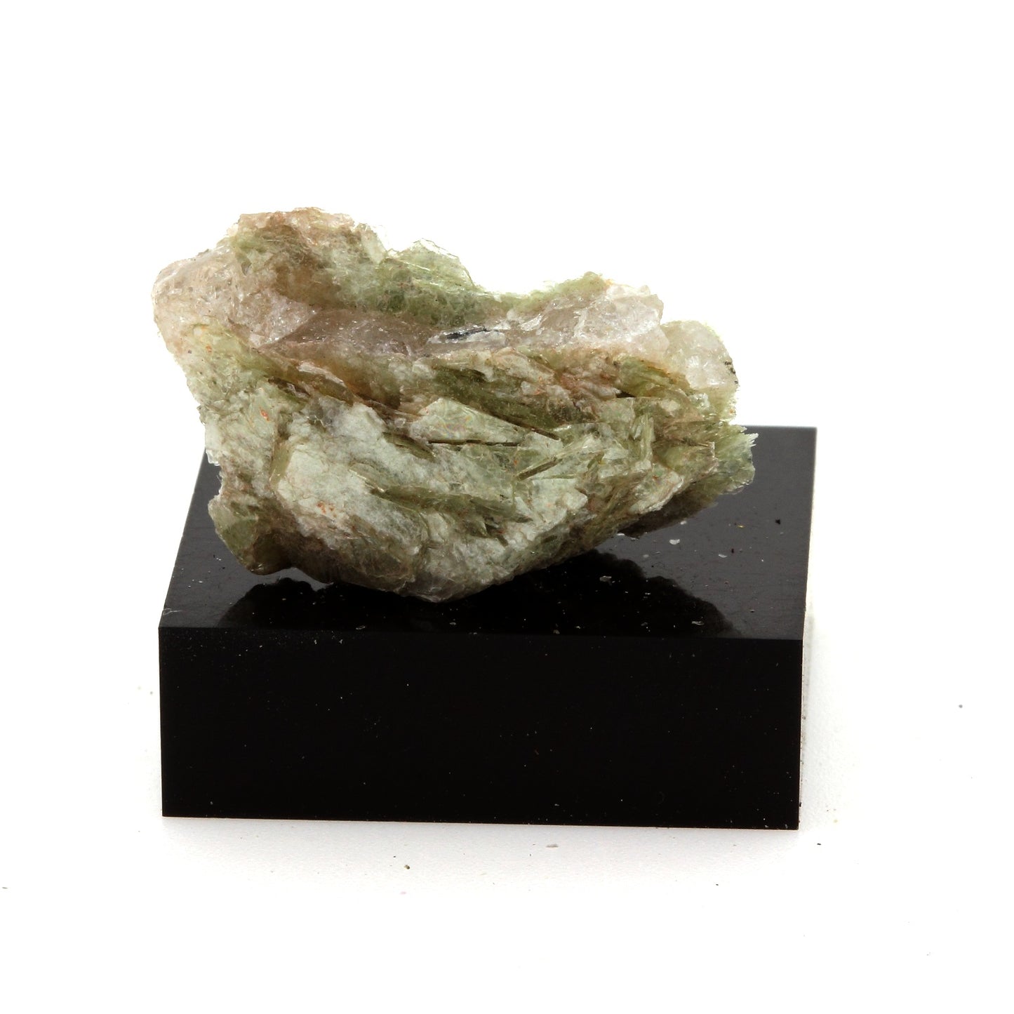 Mica, 29.9 carats, North Bay, Ontario, Canada